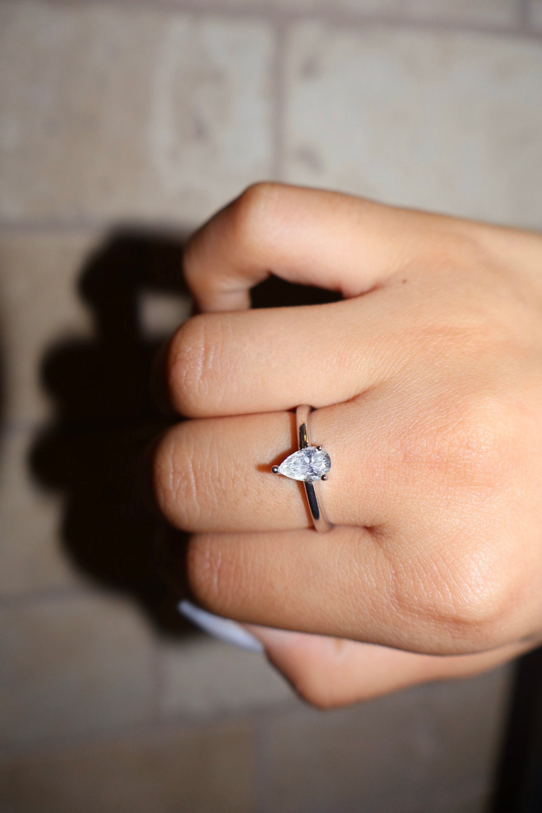 טבעת כסף 925 משובצת אבן מוסונייט